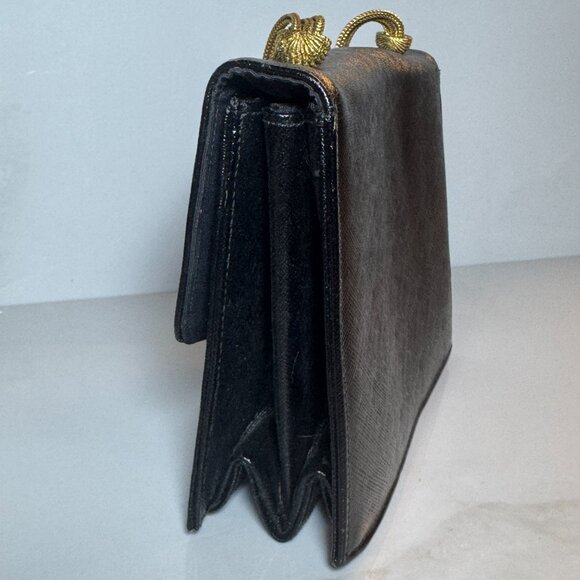 Vintage Black Clutch Gold Chain Detailing - Picture 11 of 16